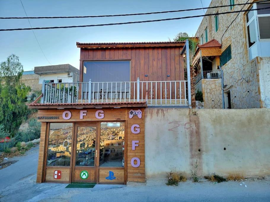 Atoom Lodge Jarash Exterior foto