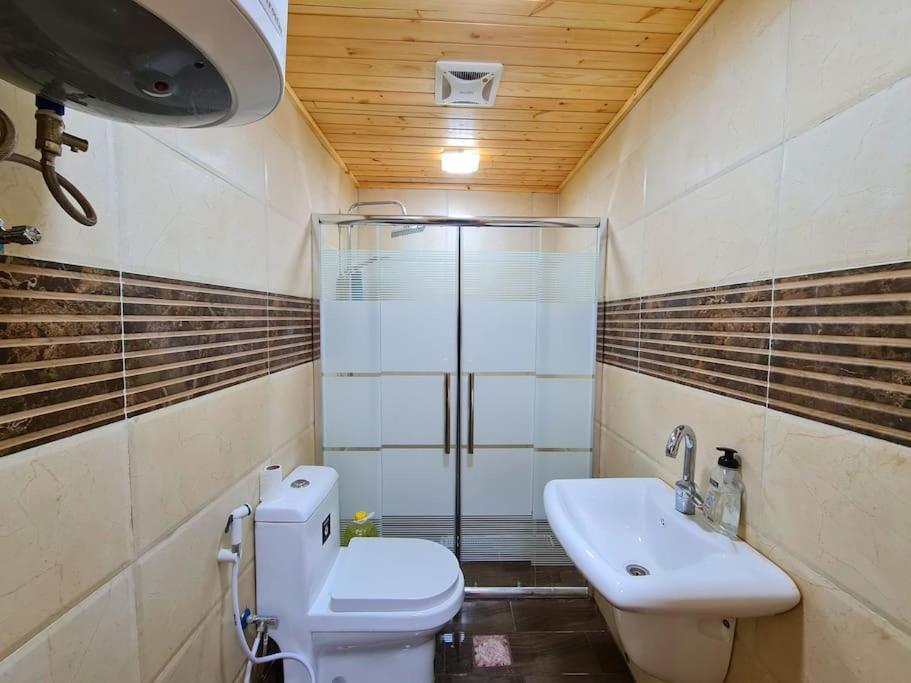 Atoom Lodge Jarash Exterior foto
